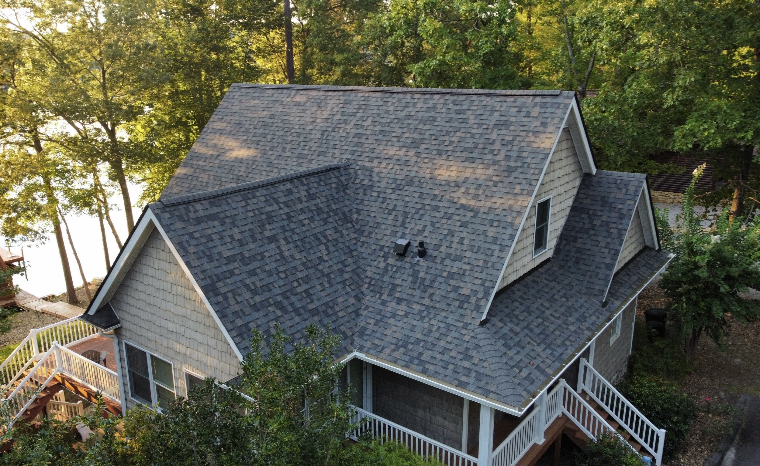 
        Roof Repair